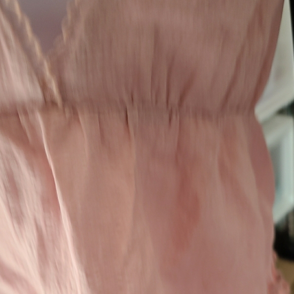 Peach Ruffle-Hem Spaghetti Strap Cami - Picture 8 of 10